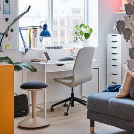 Современная мебель Белый письменный стол аналог ИКЕА АЛЕКС (IKEA ALEX), купить недорого в фирменном салоне магазине «Моя Мебель», всего за 16 990 руб.