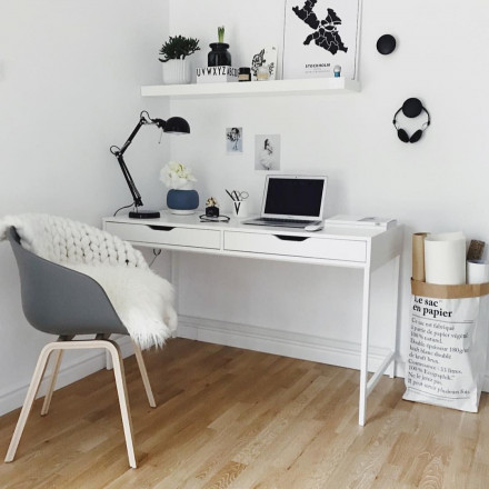 Современная мебель Белый письменный стол аналог ИКЕА АЛЕКС (IKEA ALEX), купить недорого в фирменном салоне магазине «Моя Мебель», всего за 16 990 руб.